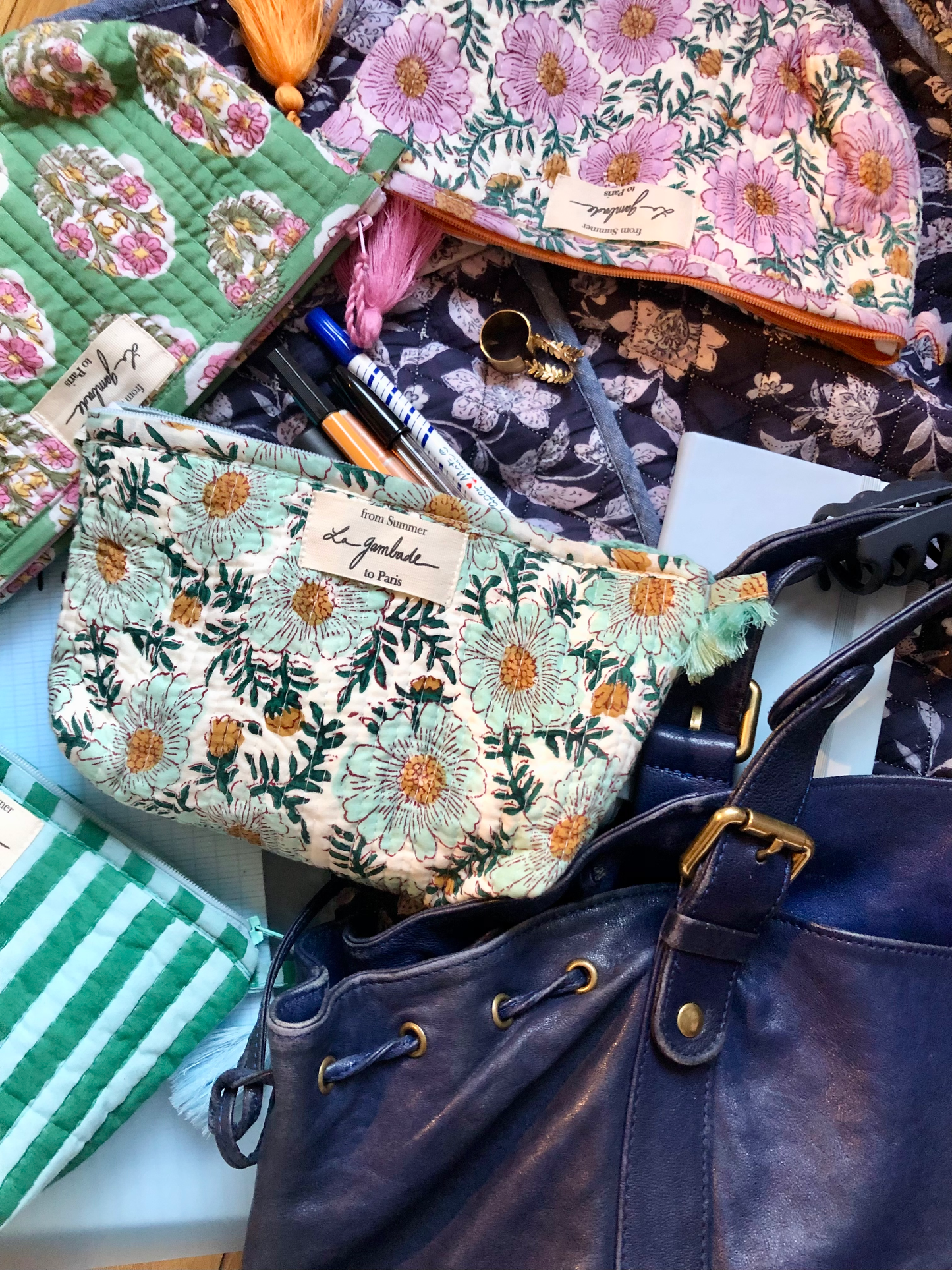 trousse parfaite pour l'école, les crayons, la rentree des classes,block print.