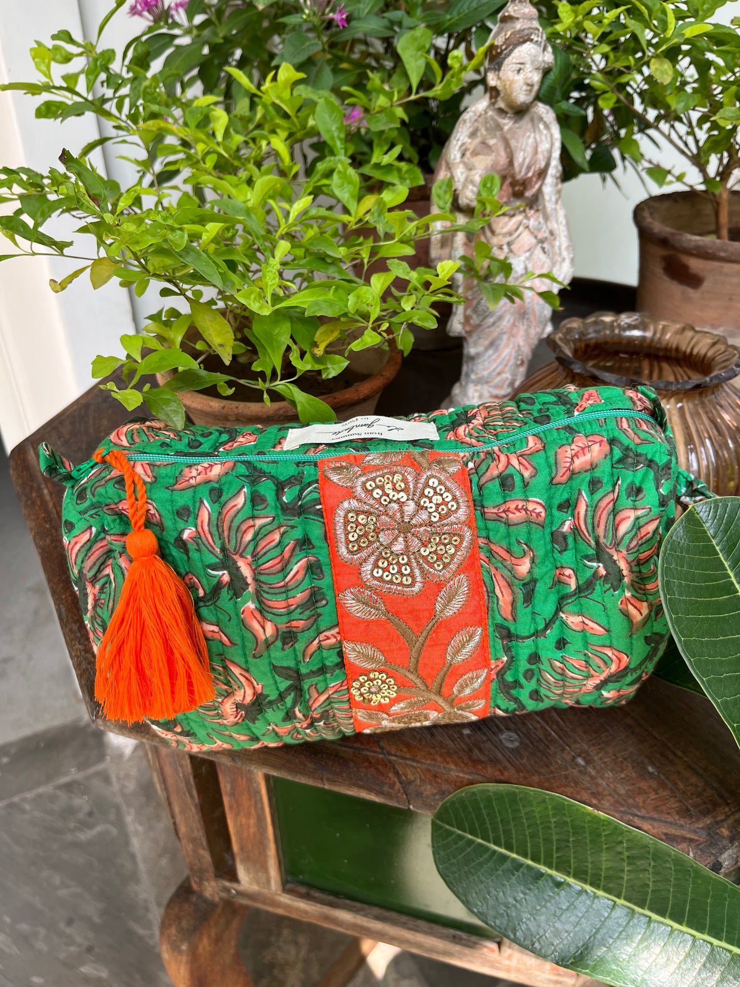 TROUSSE DE TOILETTE A RUBAN HOPE