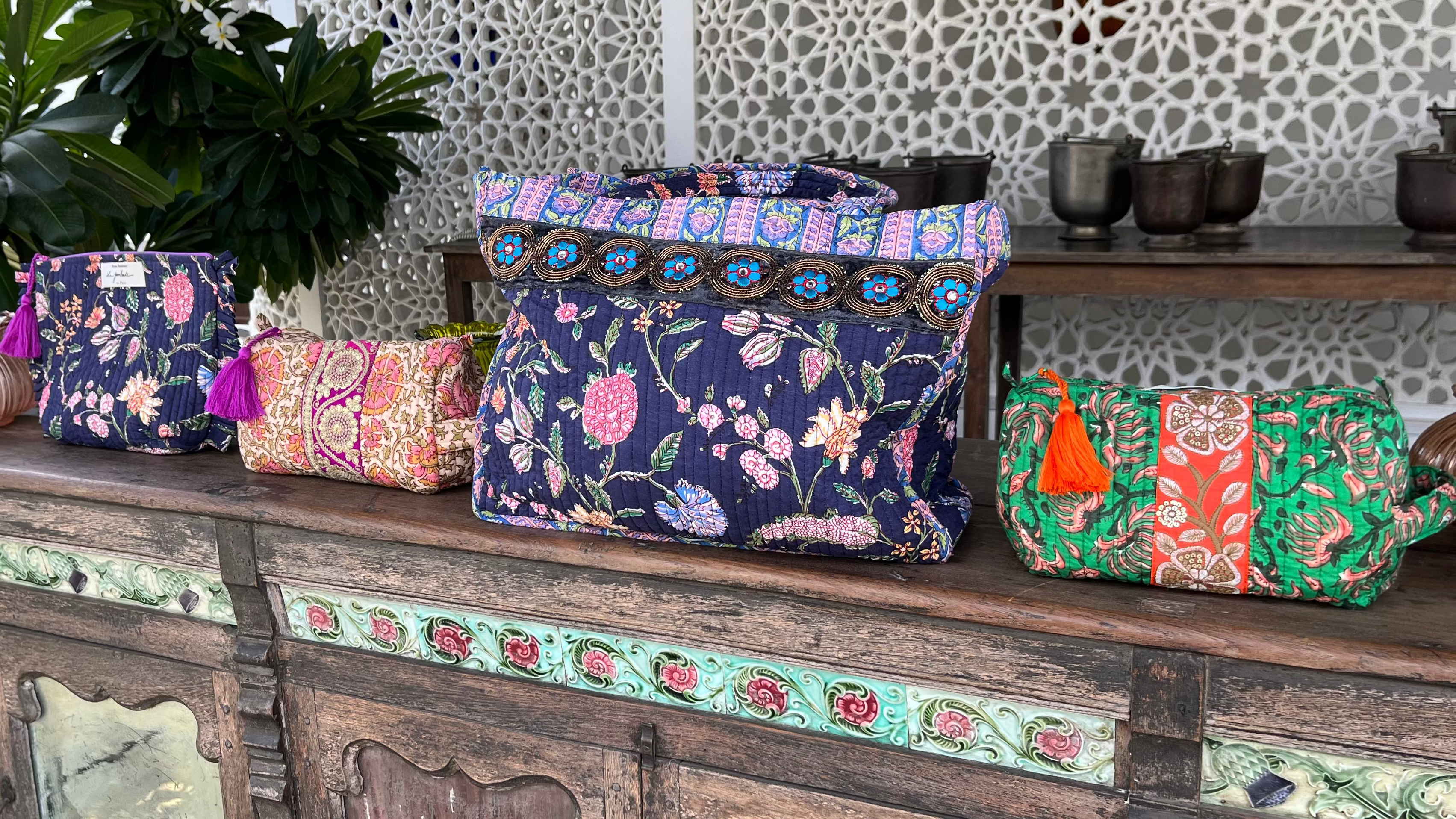 Lattitude Gambade Home