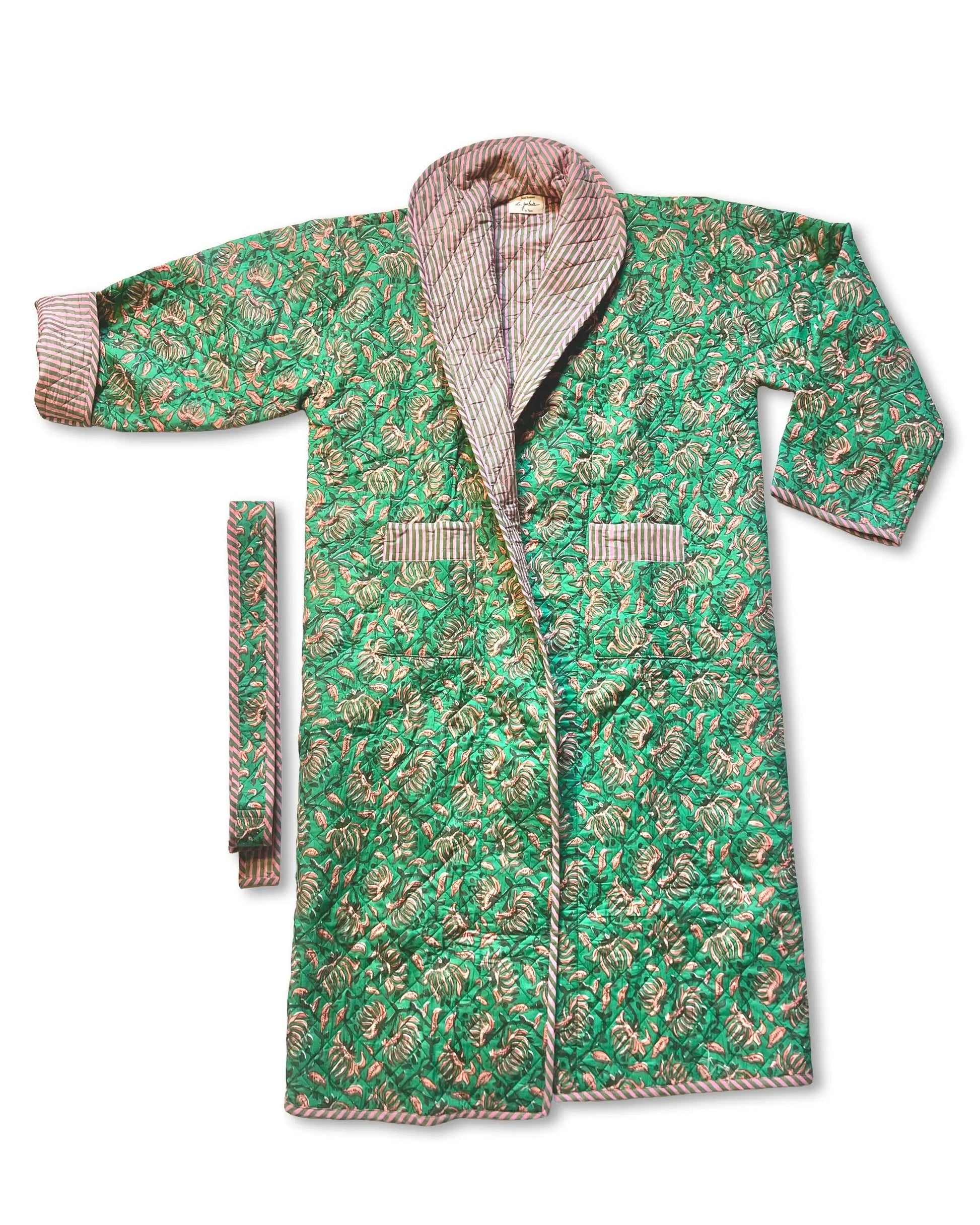 Manteau fleurs roses fond vert 2